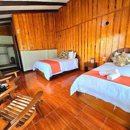 Hotel De Montana Suria 산제라르도 데 도타 외부 사진