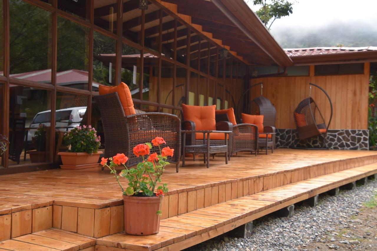 Hotel De Montana Suria 산제라르도 데 도타 외부 사진